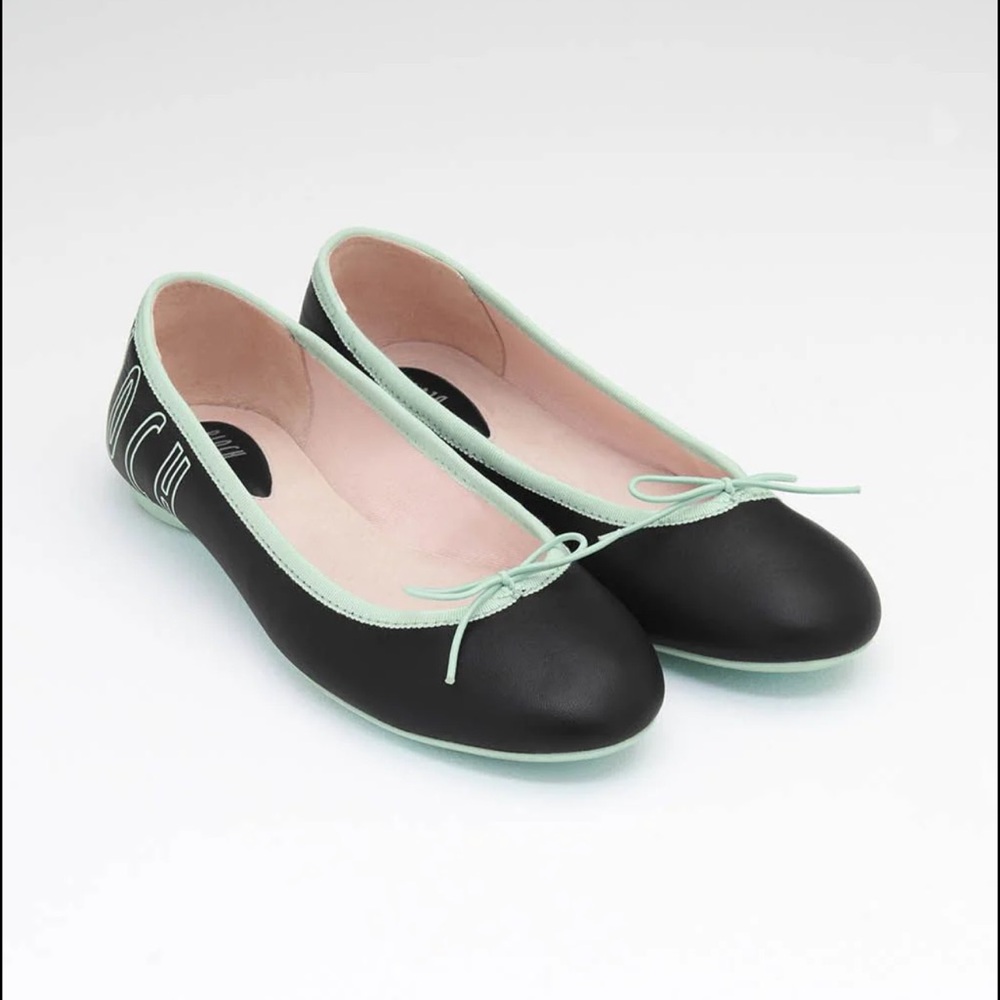 Bloch‎ Ladies Lyra Ballet Flats size 40